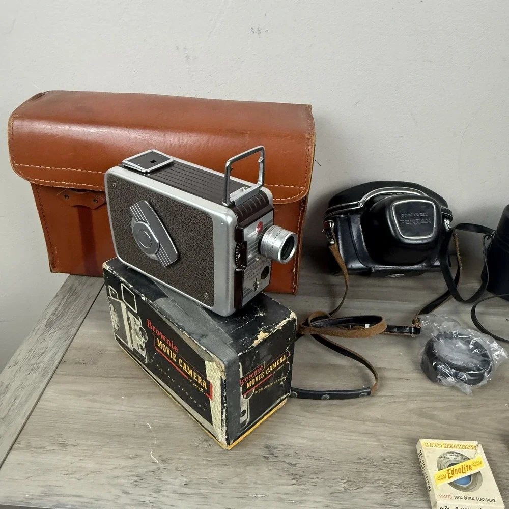 Lot Of Vintage Camera Lens Cases Gear  Accessories Brownie Movie Camera READ
